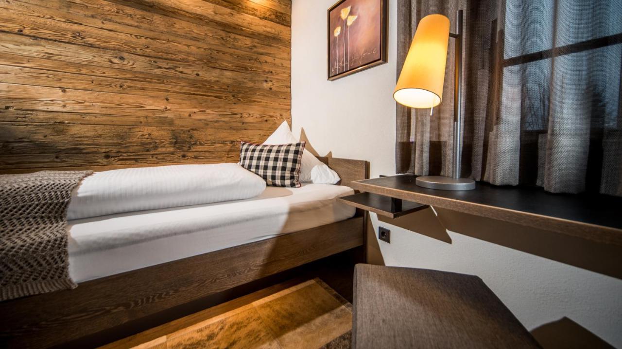 Hotel-Gasthof Adler ลินเดา ภายนอก รูปภาพ