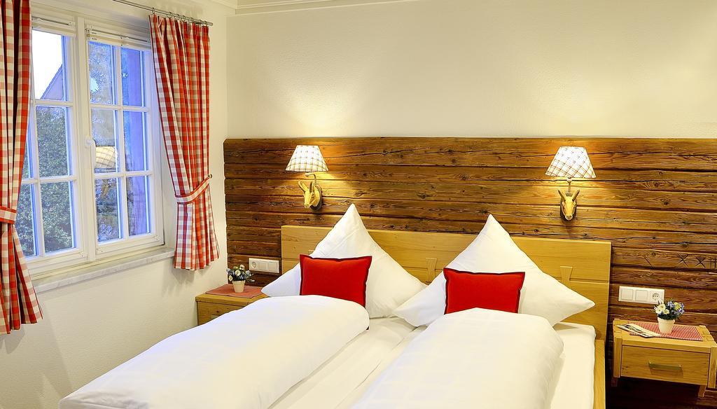 Hotel-Gasthof Adler ลินเดา ภายนอก รูปภาพ
