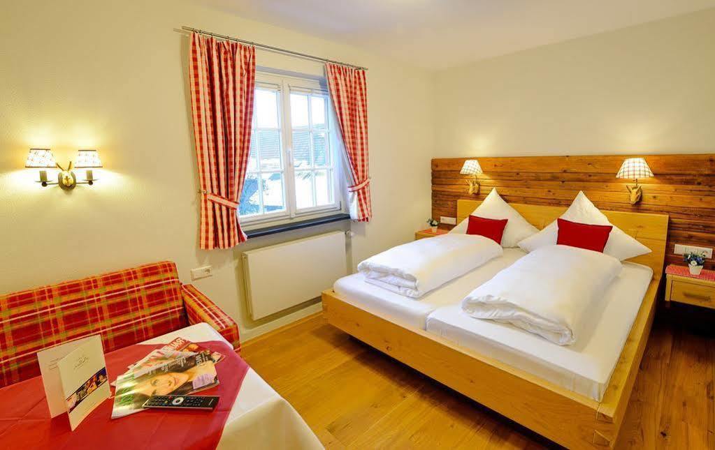 Hotel-Gasthof Adler ลินเดา ภายนอก รูปภาพ